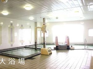 明るい浴室  