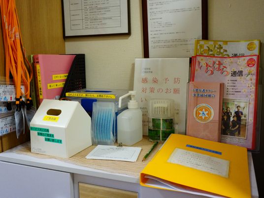 情報満載の受付カウンター
