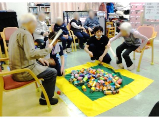 活動する利用者様の様子