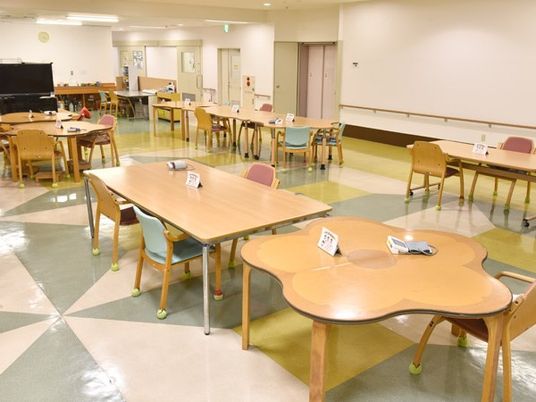 広い食堂の様子  