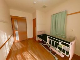 ベッドのある居室