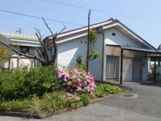 季節感のある外観