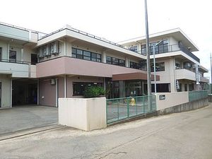 落ち着いた雰囲気の外観