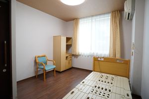 居室の様子を撮影