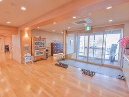 温かみのあるエントランス