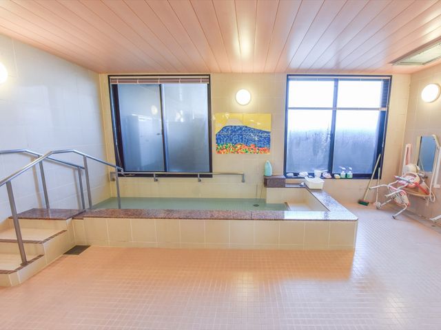 バリアフリーの浴室