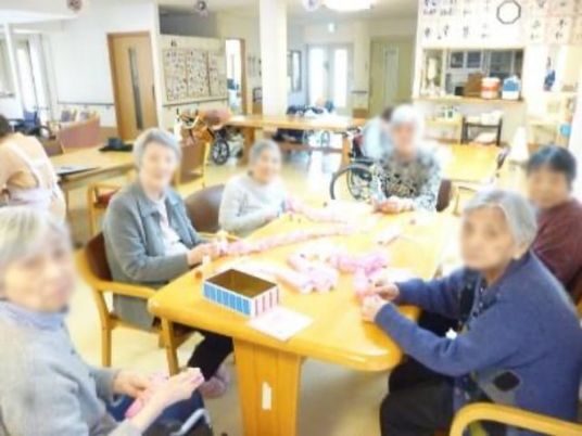 和やかな様子のテーブル