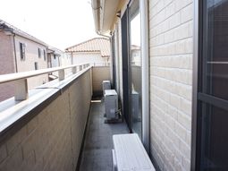 清潔なバルコニー空間