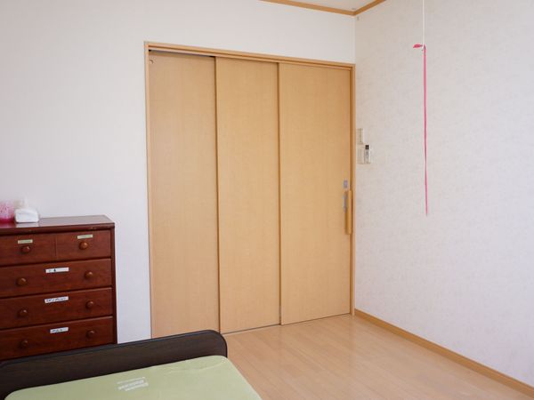 居室の一角と家具