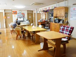 明るいダイニングルーム