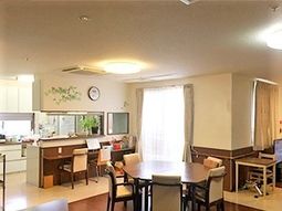 明るい共用スペース