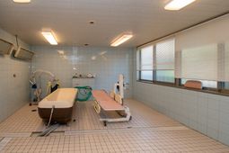 清潔な浴室設備