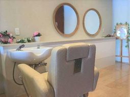 洗練された理美容室