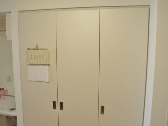 クローゼットのある部屋