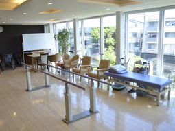 自然光が差し込む部屋