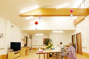 広々としたラウンジ
