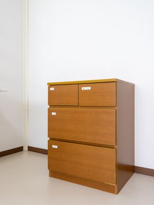 引き出し付き家具 居室