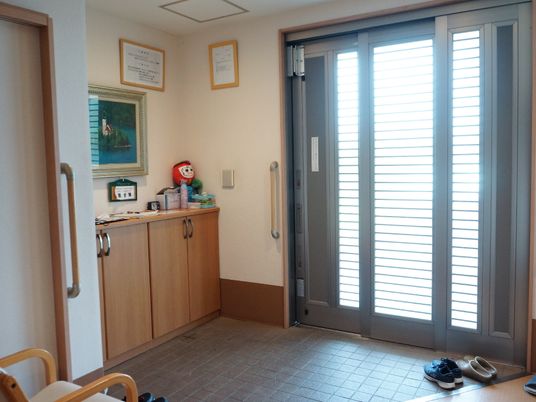 エントランスと案内所