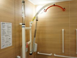 機能訓練用の手すり