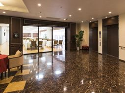 高級感あるエントランス