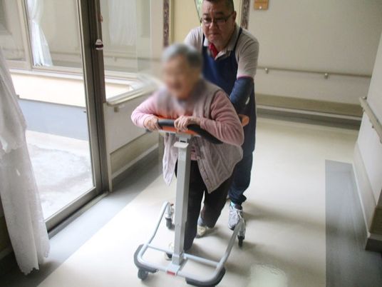 歩行訓練の様子廊下