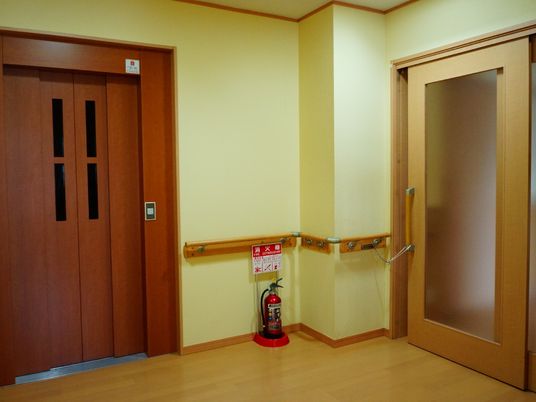 安全設備付き廊下