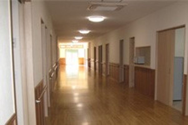 広い廊下