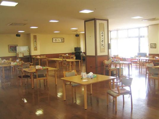 広い食堂  
