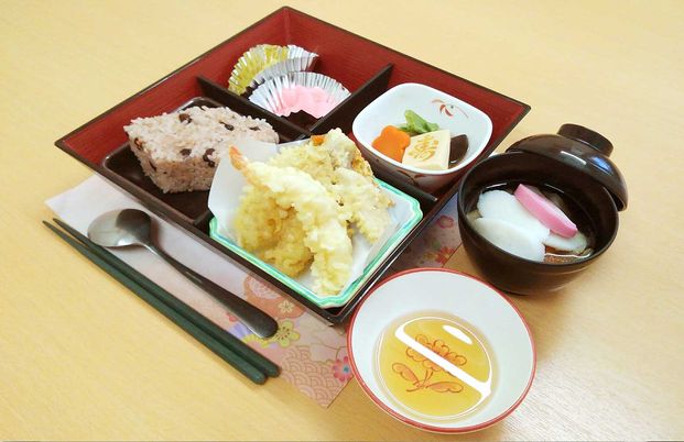 和風の料理セット