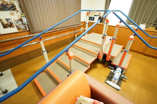 機能訓練用の階段装置