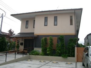 住宅風外観の建物