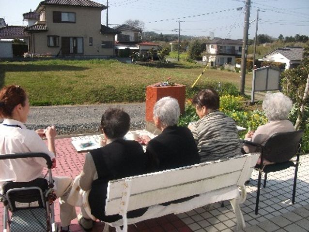 交流を楽しむテラス