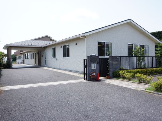清潔な外観の建物