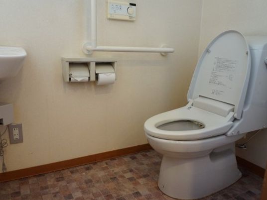 バリアフリートイレ