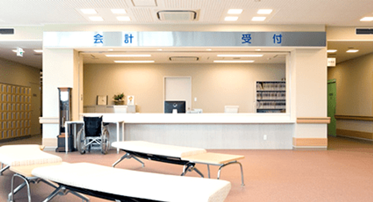 機能訓練室の明るい空間