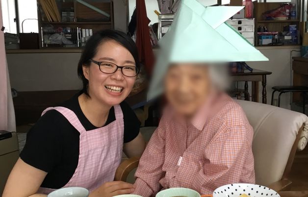 笑顔の様子