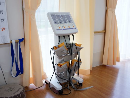 機能訓練用機器とリハビリ用具
