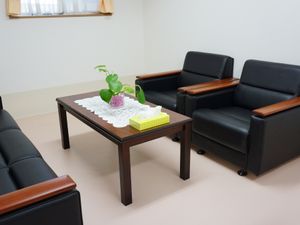 快適なラウンジの様子