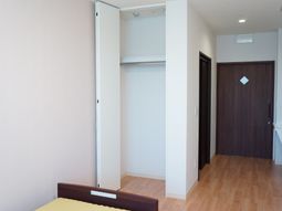 清潔な居室の空間