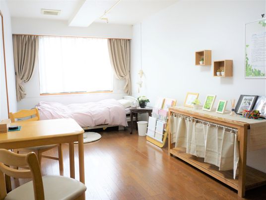 居室の明るい一角