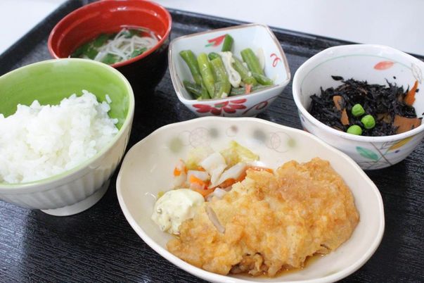 多彩な食事メニュー