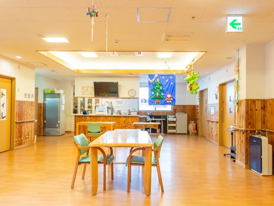 自然光が入るリビング  