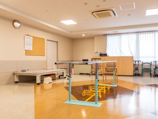 機能訓練器具のある部屋