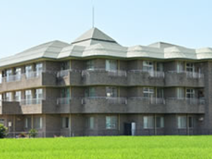 近代的な建物外観