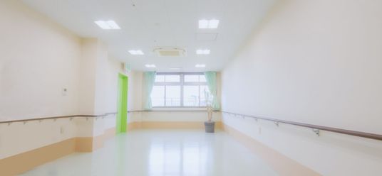 広い廊下