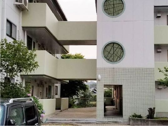 外観の中庭側  