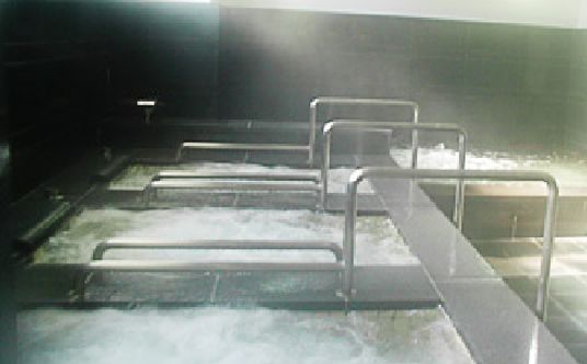 心地良い湯が待つ浴室