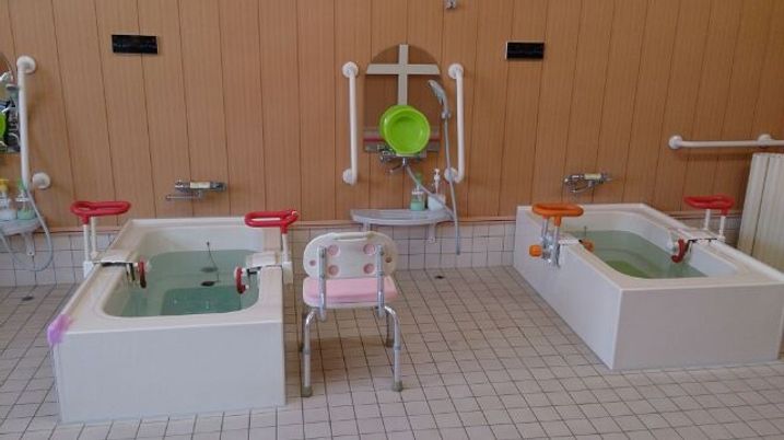 バリアフリーの浴室