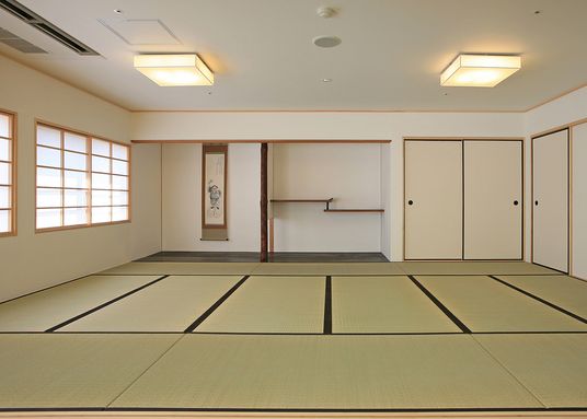 落ち着いた和室
