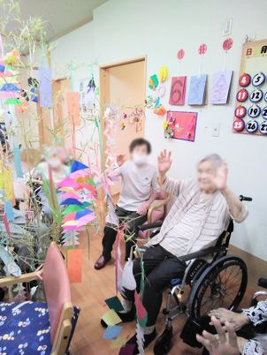 飾りつけを楽しむ居室